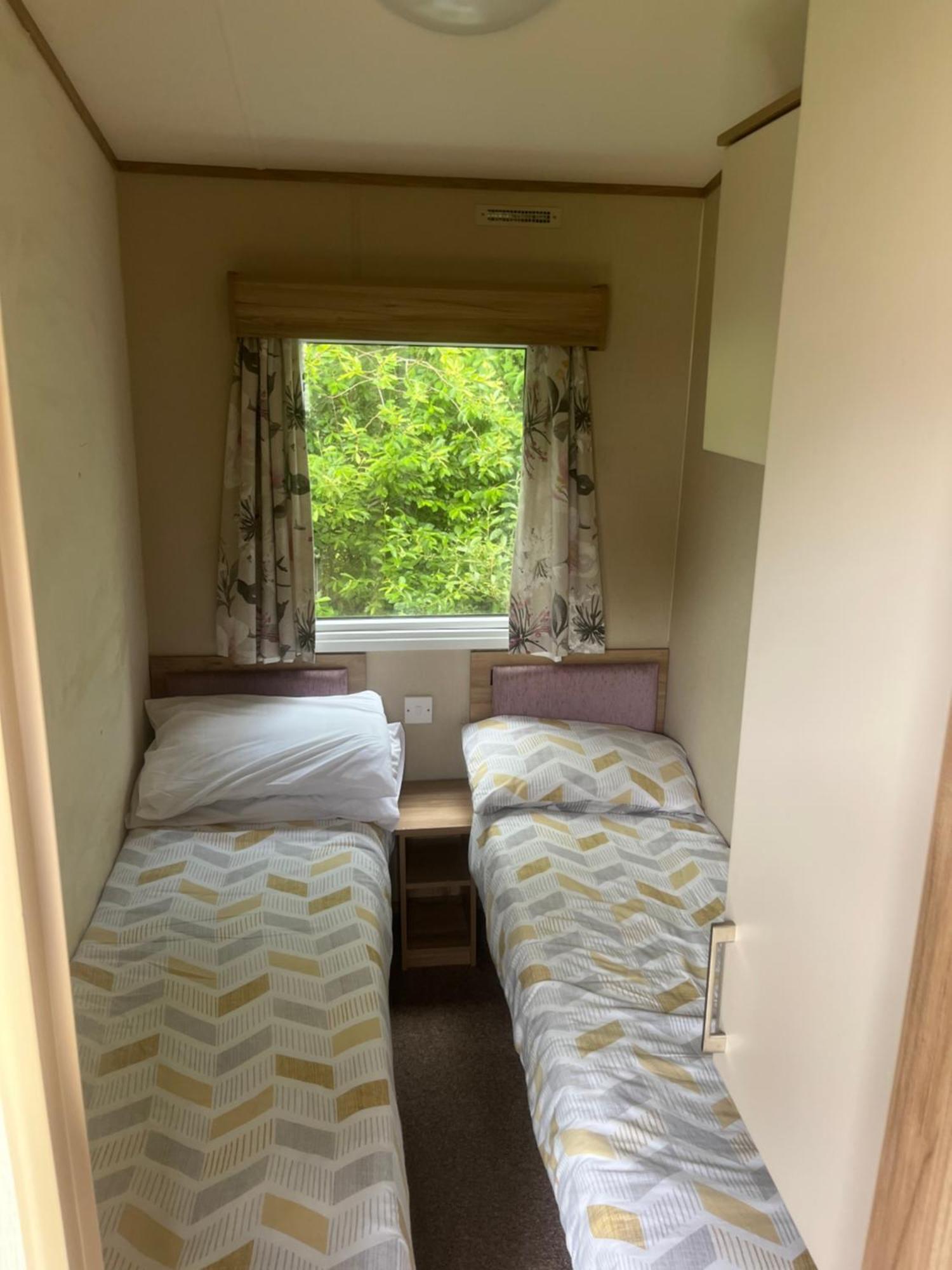 Newquay Bay Resort Oakley 6 Birth Caravan Exterior photo
